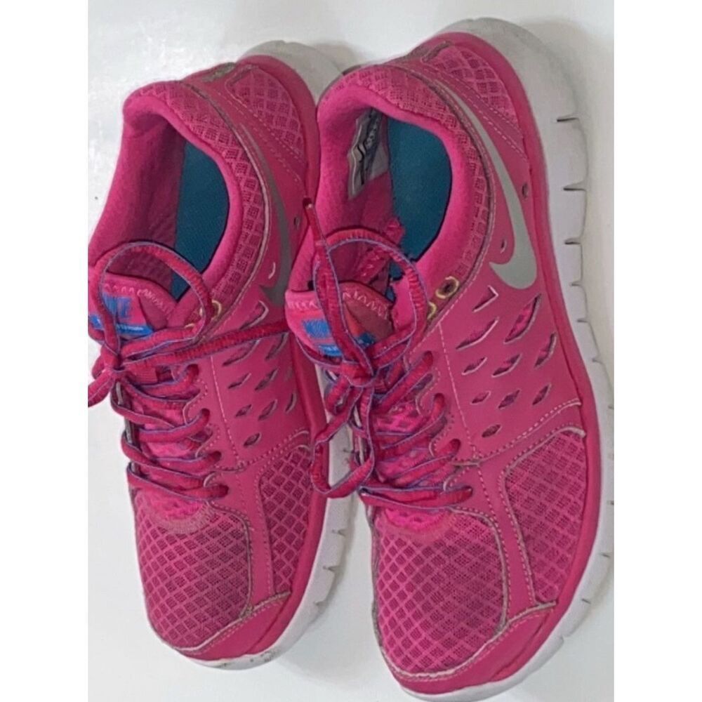 NIKE FLEX 2013 RUN WOMEN TENNIS SHOES SIZE 6